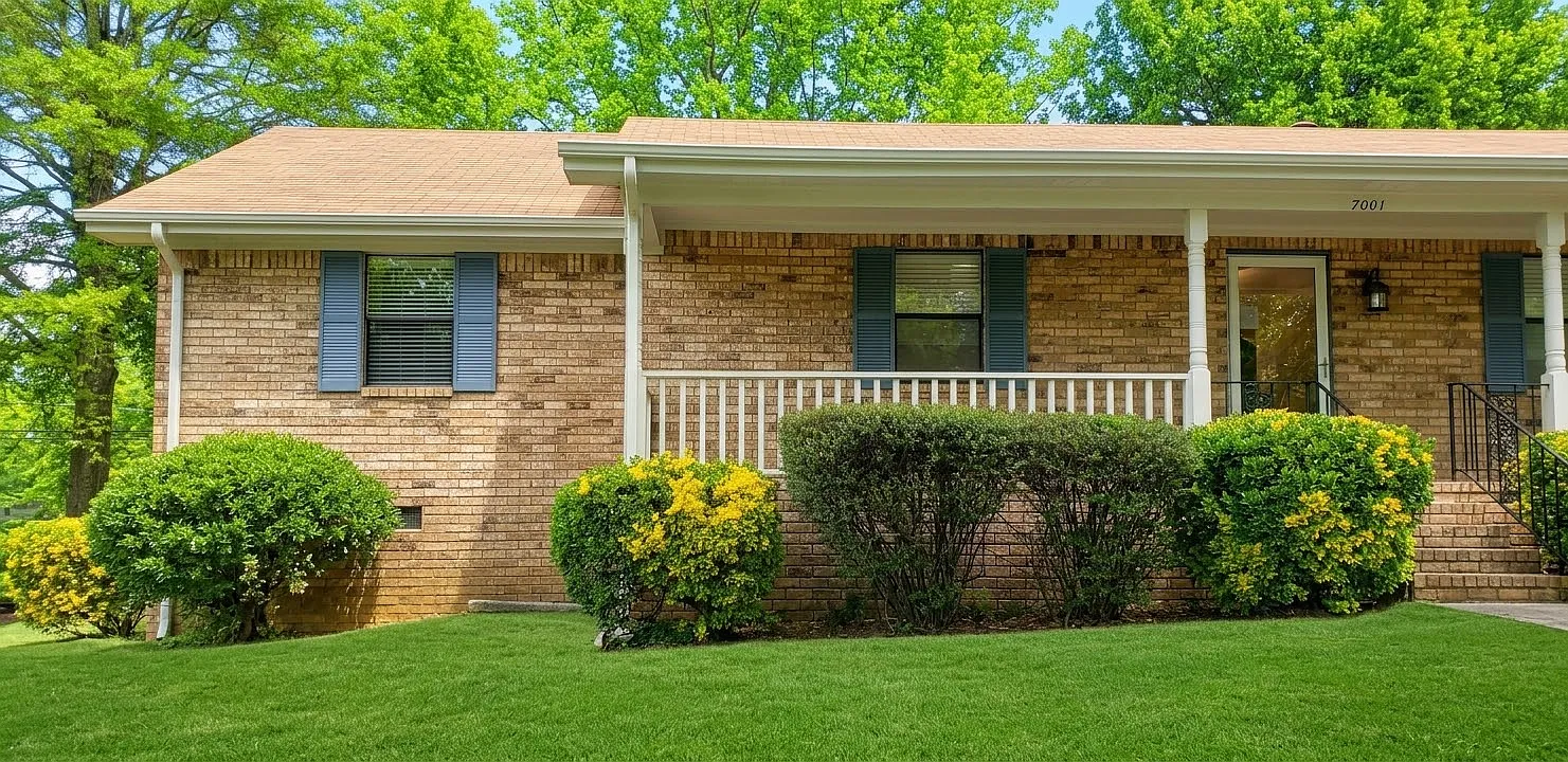 7001 Pauline Cir — Photo 3