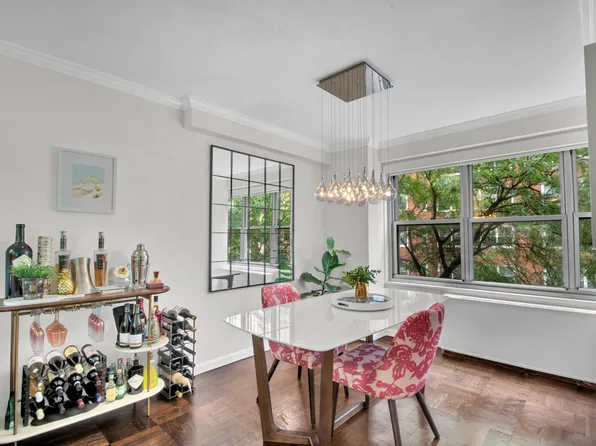 205 3rd Avenue image 3 of 10