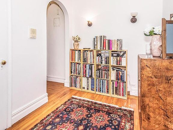 5th image of 3656 Johnson Ave APT 3J