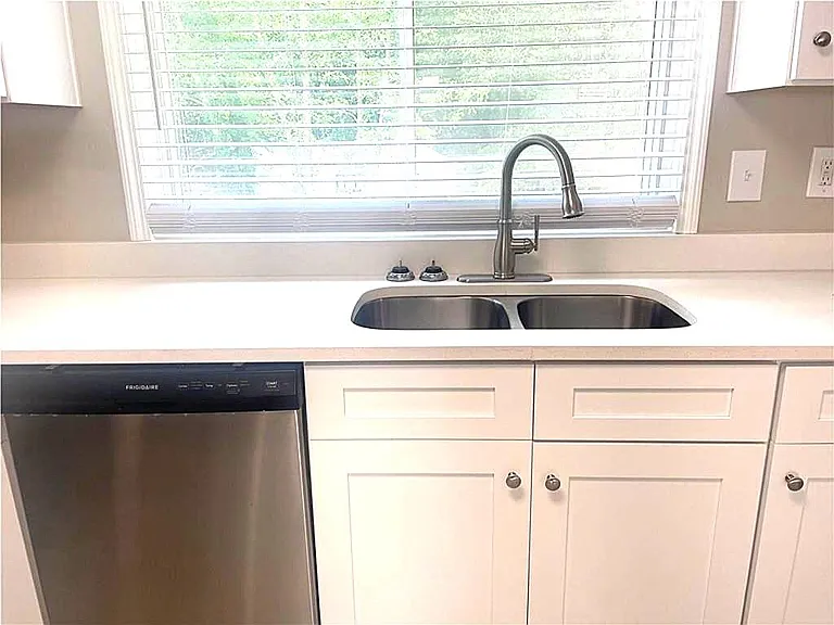 3205 Brownlee Way — Photo 8