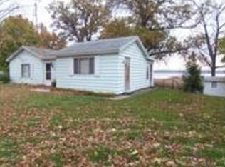 525 Washington Dr, Michigan Center, MI 49254