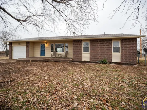 16224 T Rd, Mayetta, KS 66509