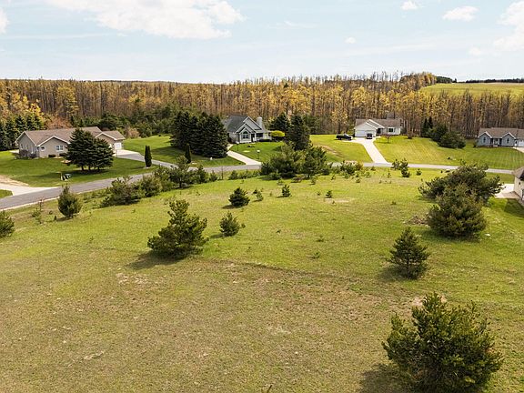 2nd image of LOT 18 Clearview Ln