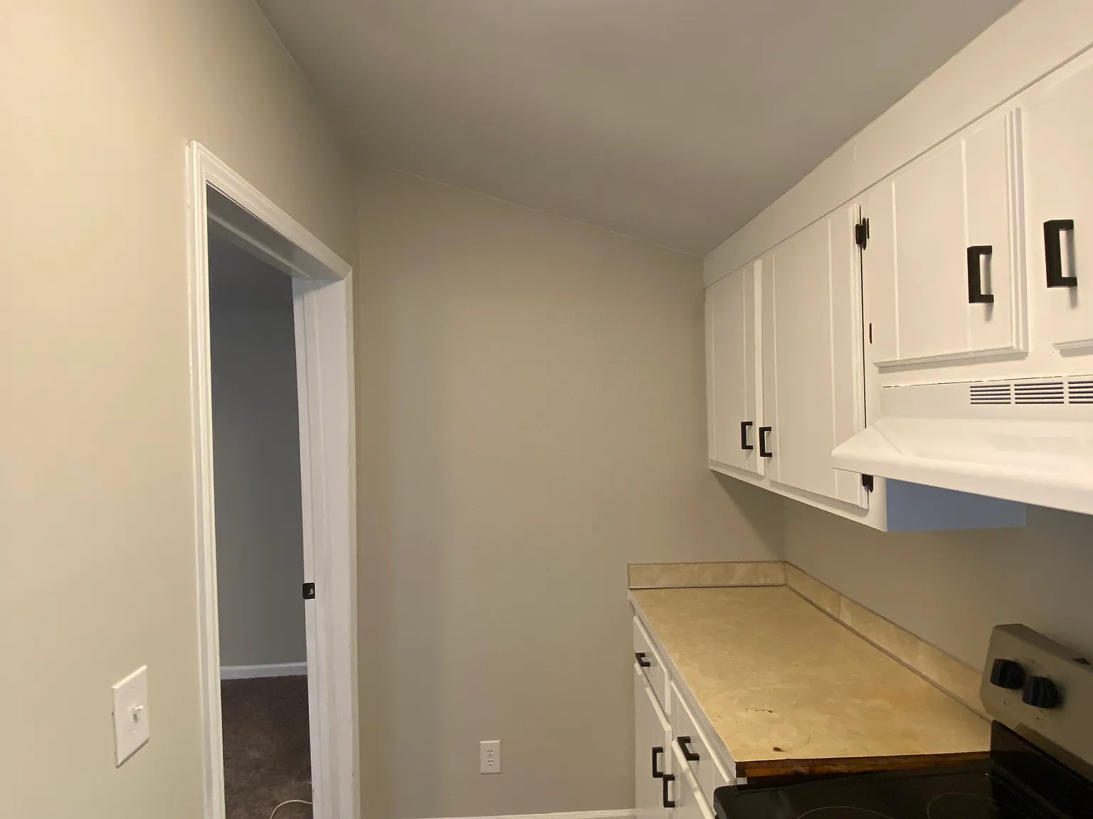 812 W 2nd Ave — Photo 2