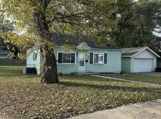 6568 Buck St, Taylor, MI 48180
