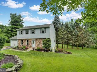 24 Kristin Cir, Downingtown, PA 19335