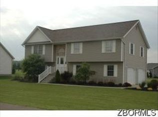 3060 Jacks Fairway, Nashport, OH 43830