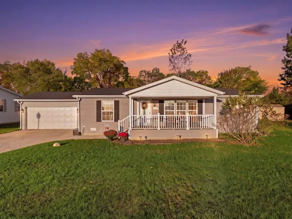 1564 Deer Point #67, Martin, MI 49070