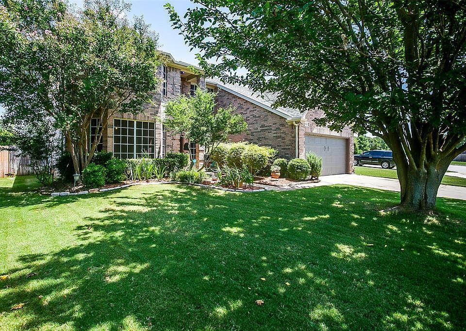 915 Hidden Lake Dr, Burleson, TX 76028 Zillow