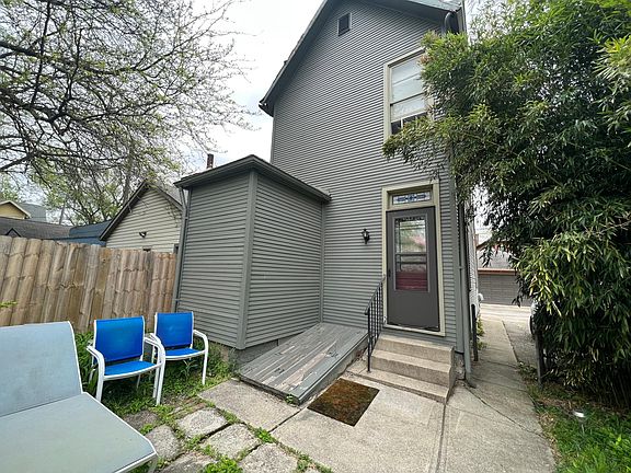 3rd image of 1134 Harrison Ave #2