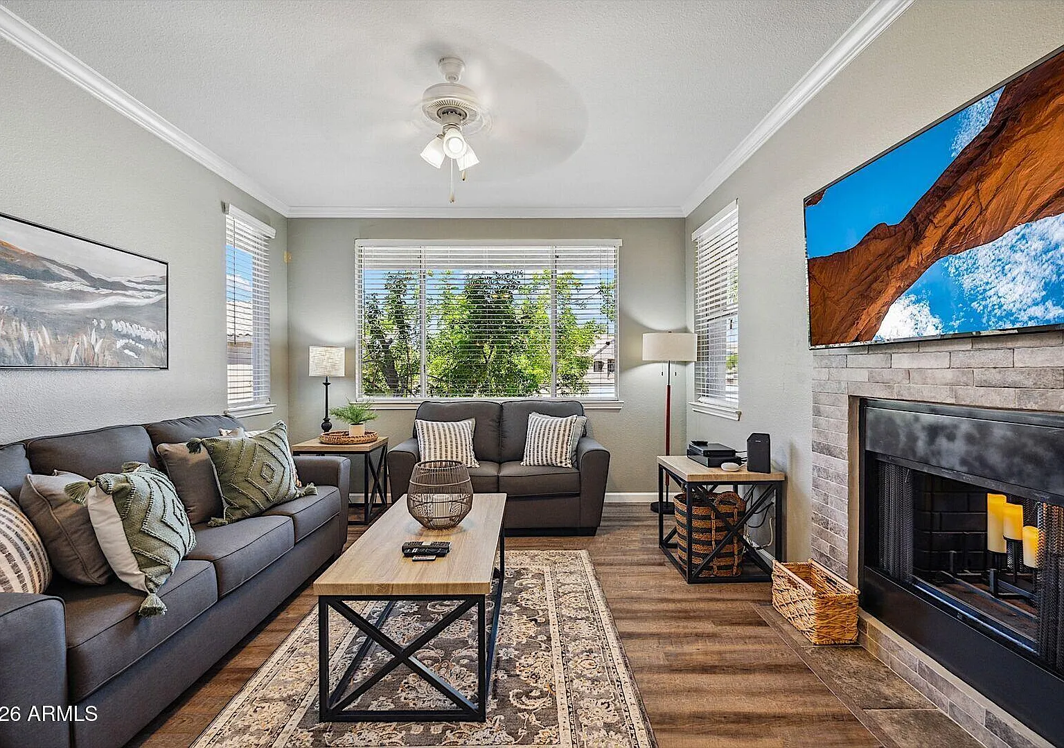 2 bed, 2.0 bath, 1098 sqft, $2,200 — Photo 1