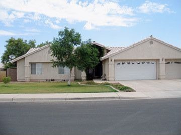 2nd image of 3648 W 27th Ln
