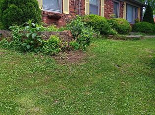 222 Holiday Rd, Winchester, KY 40391