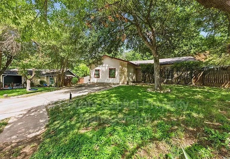 4802 Peach Grove Ct — Photo 1