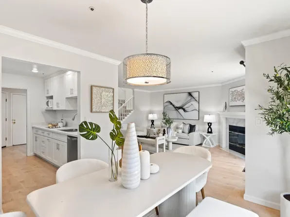 256 Bonita Ln, Foster City, CA 94404