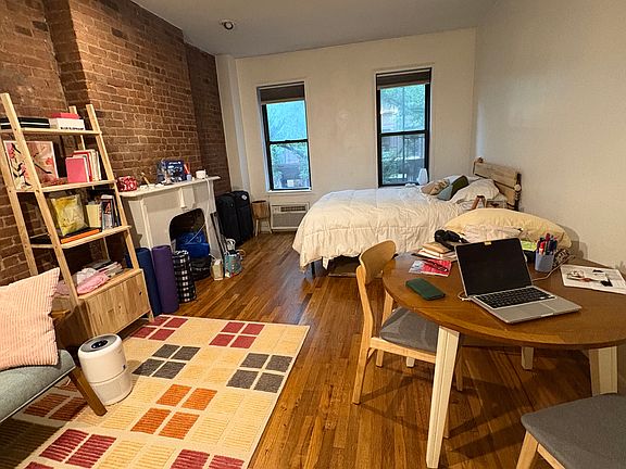 3rd image of 348 E 89th St APT 3W