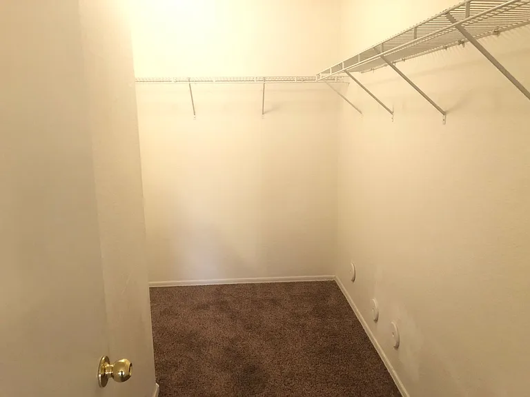 1790 E Silktassel Trl — Photo 13