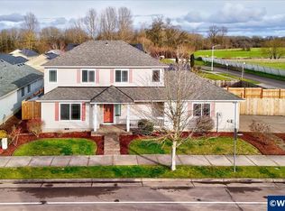 3846 Goldfish Farm Rd SE, Albany, OR 97322