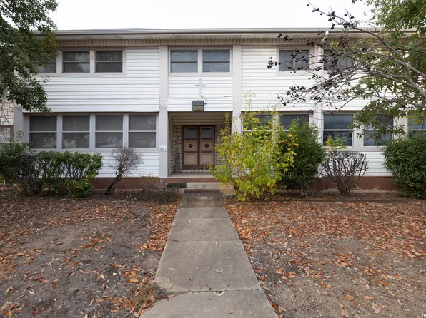 543 CLUB DR, San Antonio, TX 78201