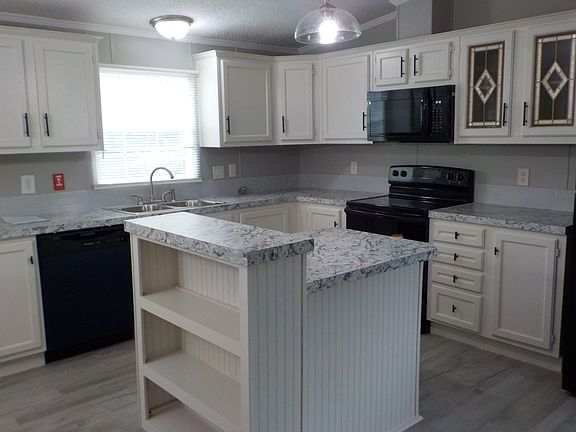 3rd image of 11555 Culebra Rd #79