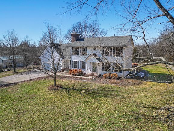 5th image of 827 Gastineau Ln