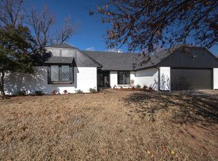 25 S Easy St, Edmond, OK 73012