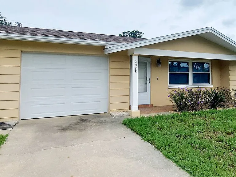 2028 Douglas Ave — Photo 19