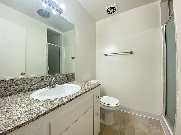 4th image of 8455 Lindley Ave APT 211A
