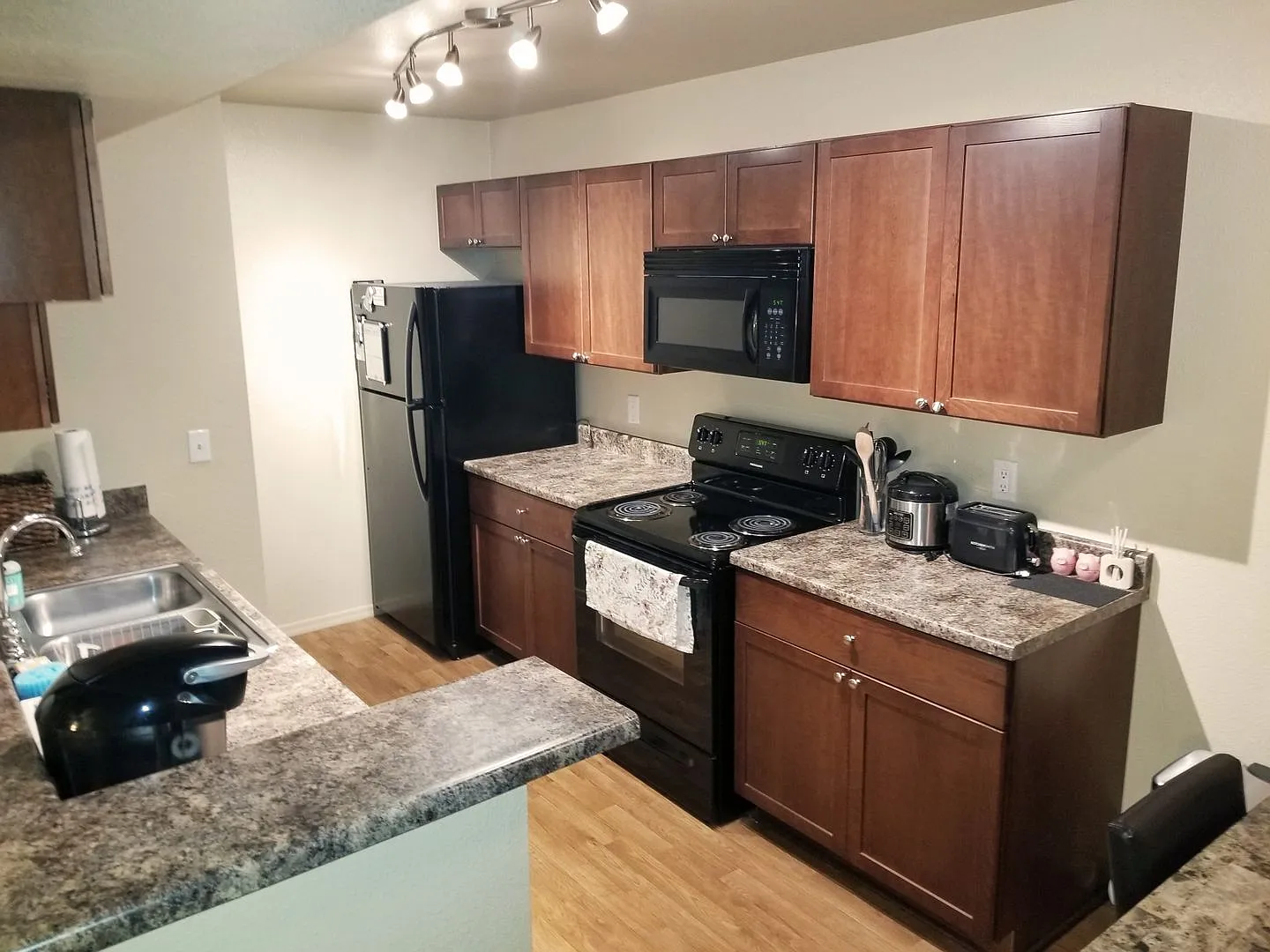 2bd/2ba West-Flagstaff Condo! - Near Nau/Ccc! On Nau Bus Route! Students & Pets Ok Avail. July 10... — Photo 4
