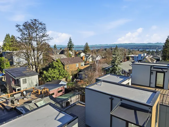 218 21st Ave E, Seattle, WA 98112