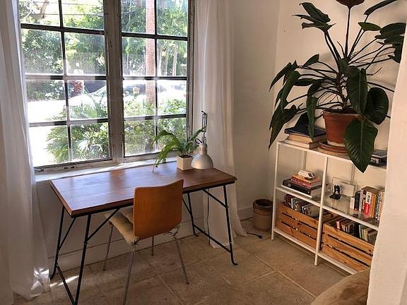 4th image of 3661 Palmetto Ave #5