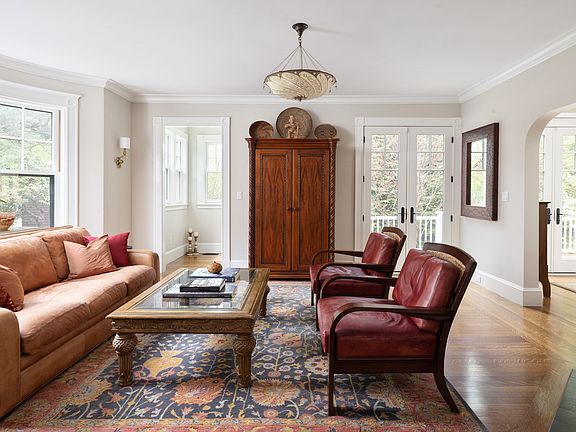 4th image of 50 Sumner Rd