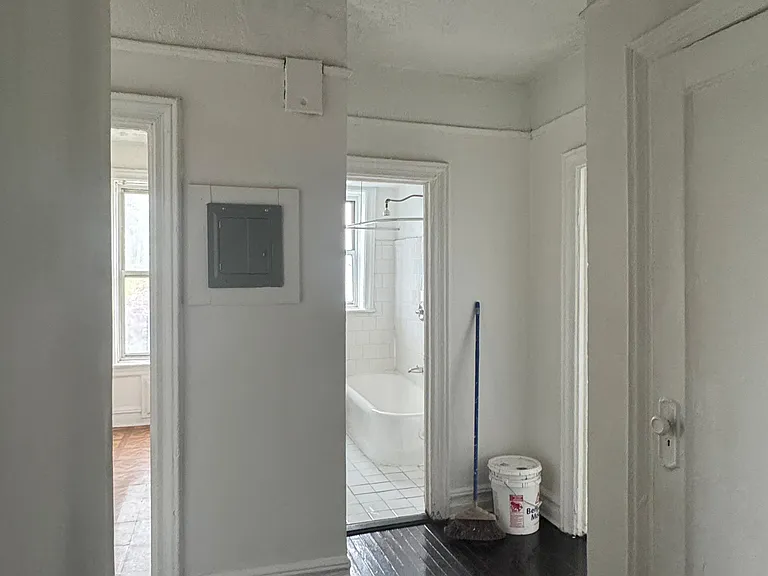 1214 Avenue K #3G — Photo 7