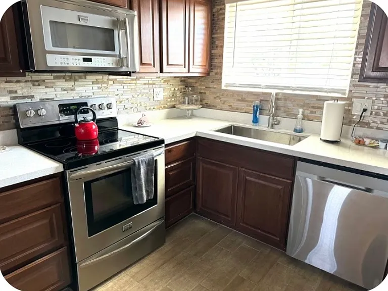 10345 W Andover Ave — Photo 5