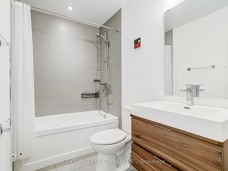 30 Queensmill Ct — Photo 36