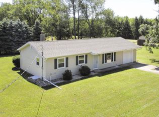 51203 Parkville Rd, Three Rivers, MI 49093