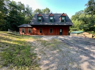 4282 Swinging Bridge Rd, Hedgesville, WV 25427