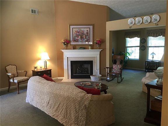 3rd image of 303 River Marsh Cir