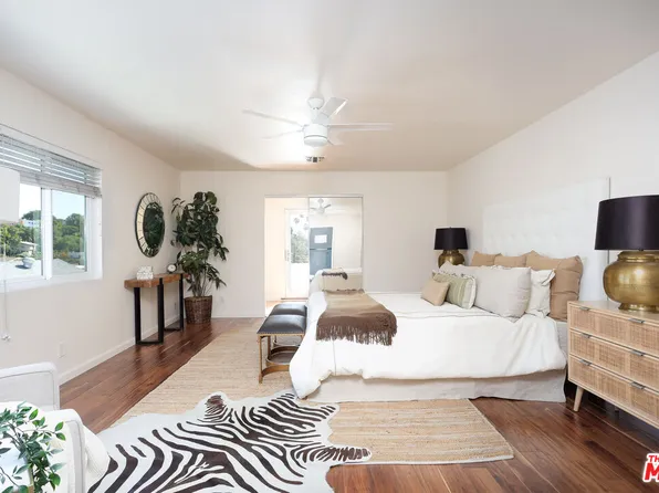 3247 Descanso Dr, Los Angeles, CA 90026