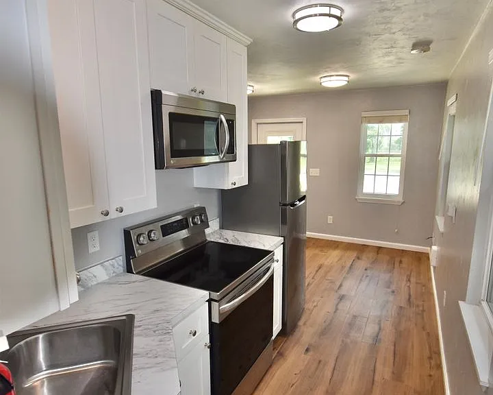 626 W Georgia St — Photo 6