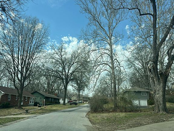 4th image of 7020 Verde Dr