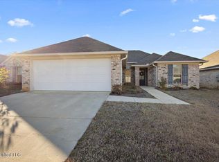814 Stones Throw Dr, Brandon, MS 39042