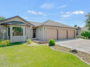 6708 W Pierce St, Yakima, WA