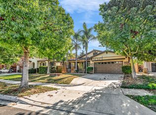 17039 Crabapple Ln, Fontana, CA 92337