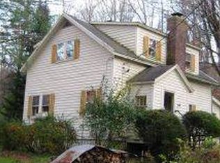 3263 River Rd, Arlington, VT 05250