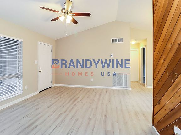 2nd image of 10354 Justus Dr