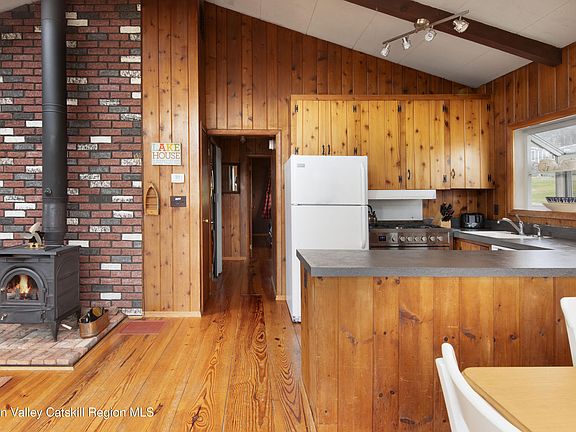 5th image of 5 Adams Drive