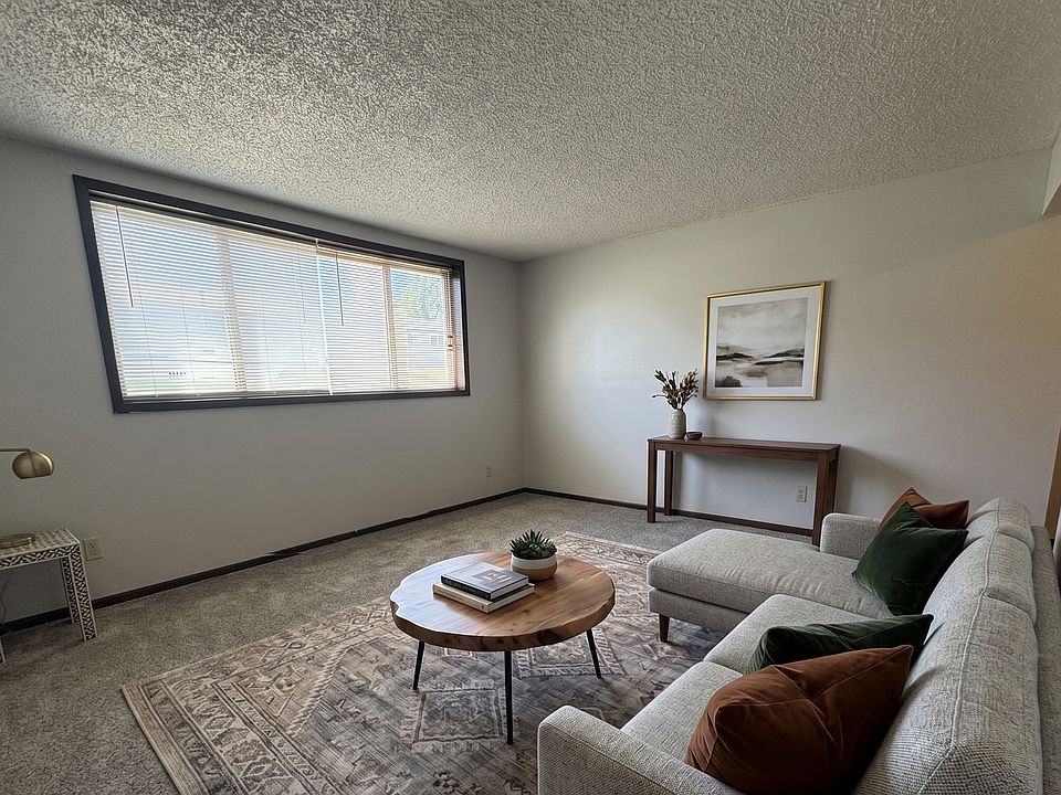 1st image of 1211 Langley Rd APT 2