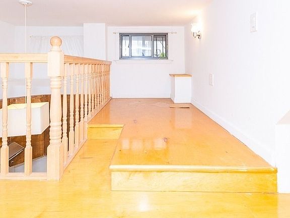 5th image of 209 Wilson Ave #1LF