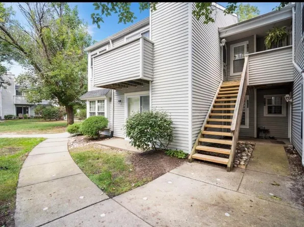 214 Meadow Ridge Rd #214, Absecon, NJ 08205